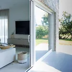 Olea 2024 Heated Pool -sauna -400 M Willa *