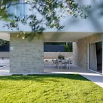 Olea 2024 Heated Pool -sauna -400 M *