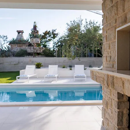 Olea 2024 Heated Pool -sauna -400 M
