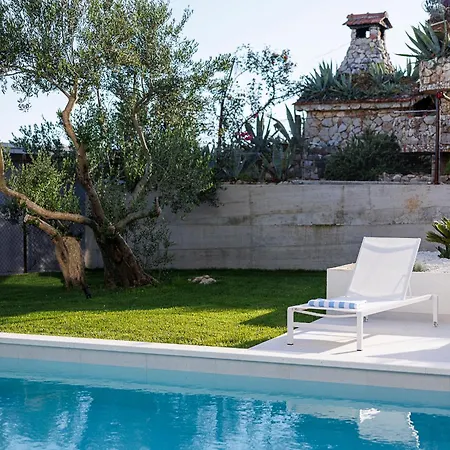 Olea 2024 Heated Pool -sauna -400 M Kastela