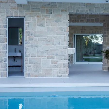 Olea - With Heated Pool, Sauna And Gym Villa