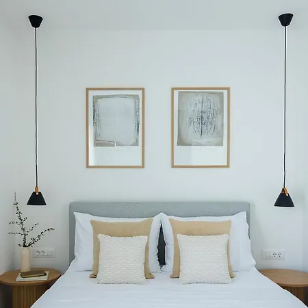 Olea - With Heated Pool, Sauna And Gym *