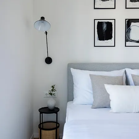 Olea - With Heated Pool, Sauna And Gym *