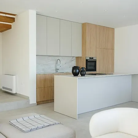 Villa Olea - With Heated Pool, Sauna And Gym Kastela