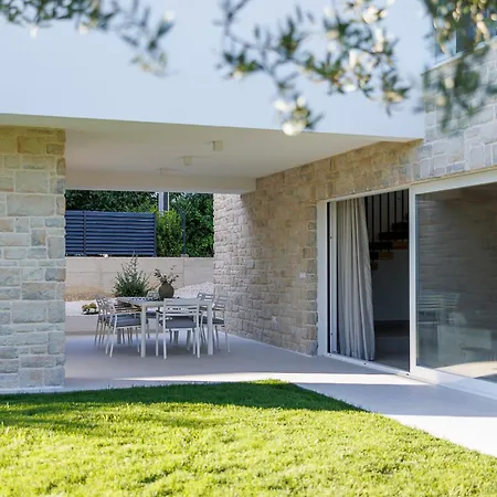 Olea - With Heated Pool, Sauna And Gym Villa *