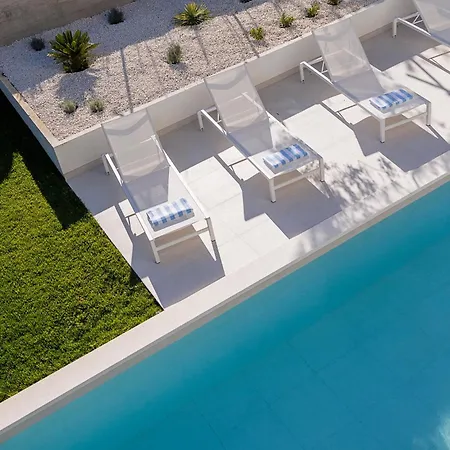 Olea - With Heated Pool, Sauna And Gym Kastela