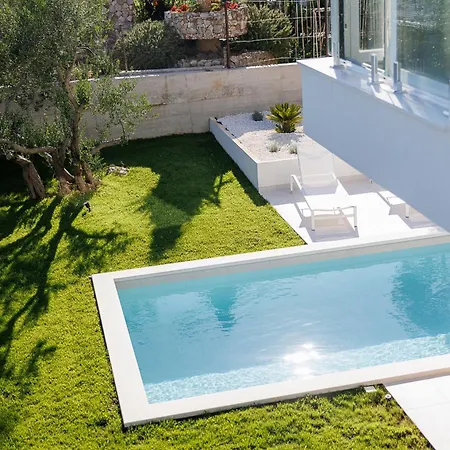 Olea - With Heated Pool, Sauna And Gym